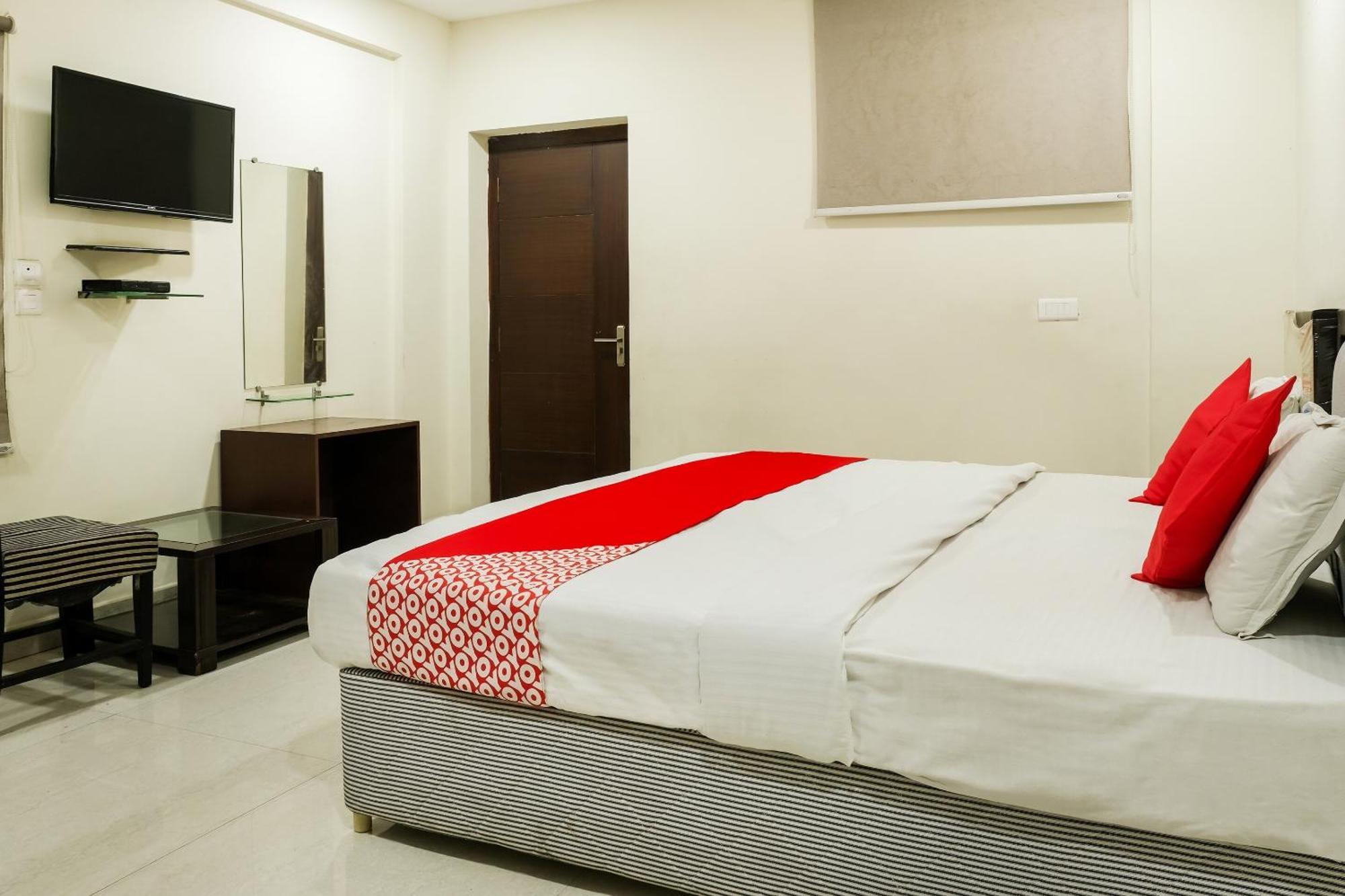 Hotel O Karthikeya Pride Vidzsajavádá Kültér fotó